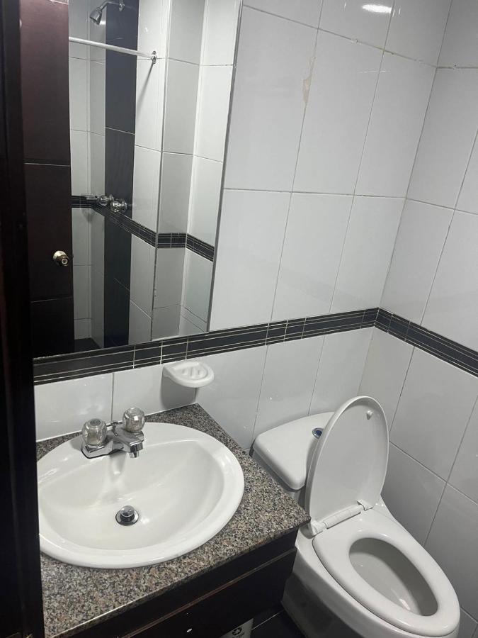 Hotel The Mirror Bogota Ngoại thất bức ảnh