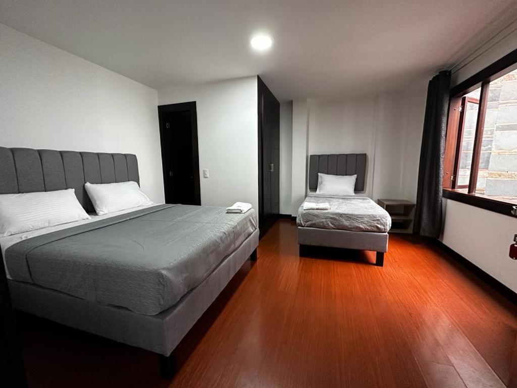 Hotel The Mirror Bogota Ngoại thất bức ảnh